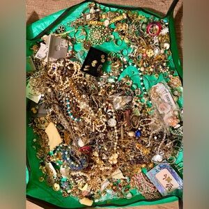 🌹 Reserved for @valerieander807 | Curated Vintage & Boho Jewelry Grab Bag– 1 lb